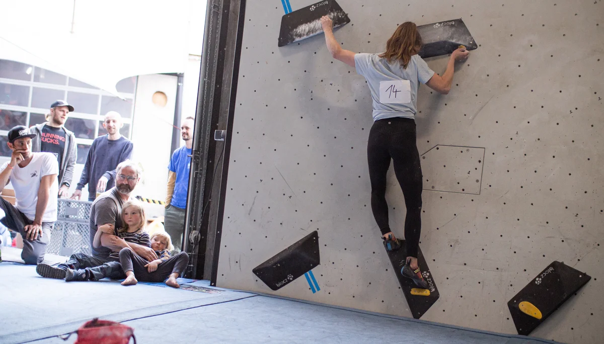 Landesmeisterschaft_Bouldern_Berlin_Sachsen_2022_Finale_Jugend_A_Erwachsene | © Kilian Dorner