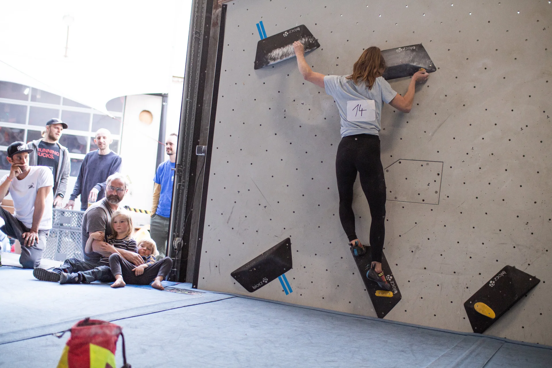 Landesmeisterschaft_Bouldern_Berlin_Sachsen_2022_Finale_Jugend_A_Erwachsene | © Kilian Dorner