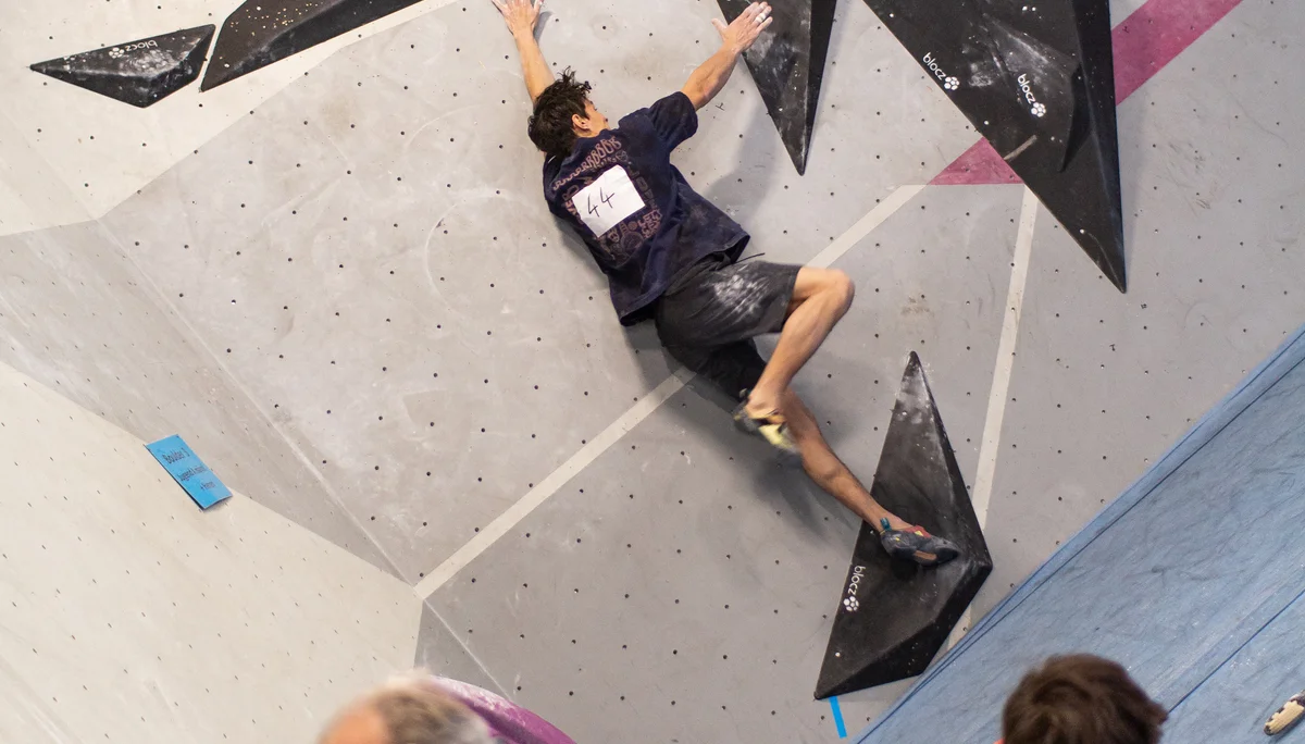 Landesmeisterschaft_Bouldern_Berlin_Sachsen_2022_Finale_Jugend_A_Erwachsene | © Kilian Dorner