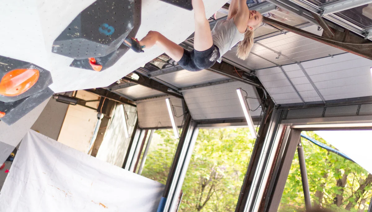 Landesmeisterschaft_Bouldern_Berlin_Sachsen_2022_Finale_Jugend_A_Erwachsene | © Kilian Dorner