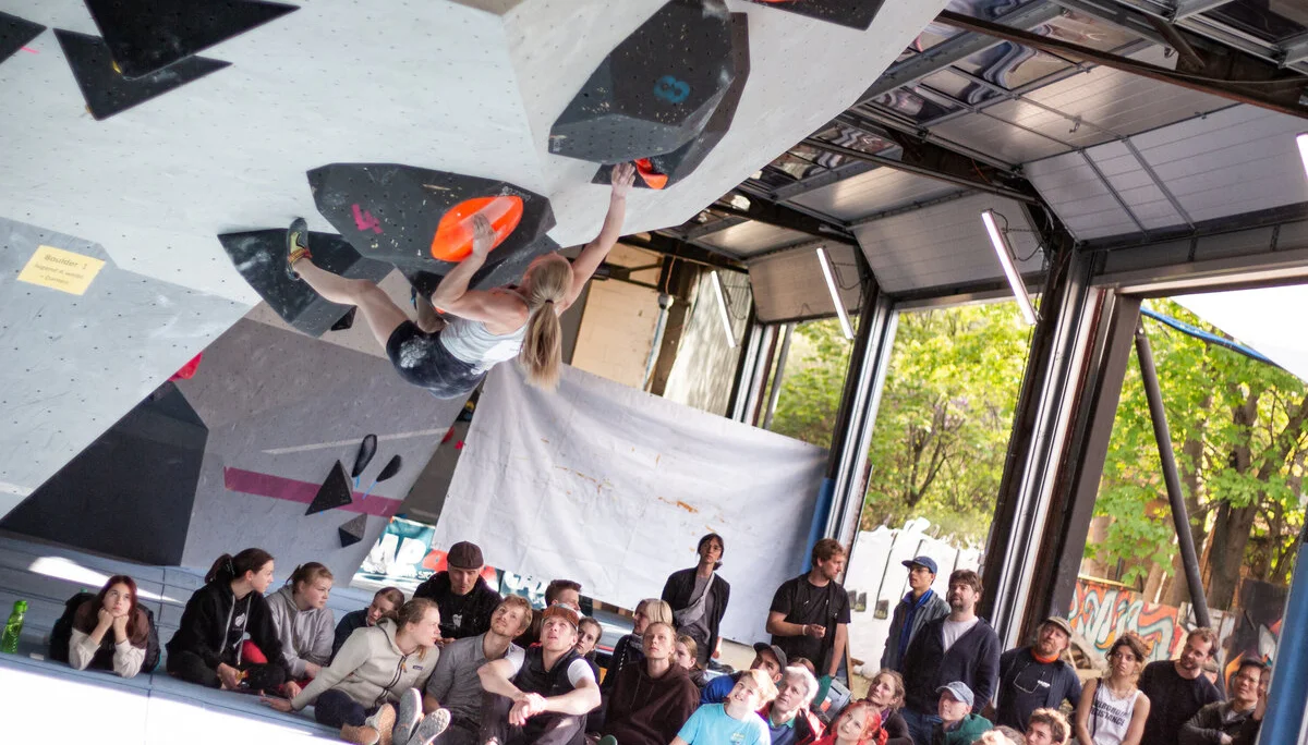 Landesmeisterschaft_Bouldern_Berlin_Sachsen_2022_Finale_Jugend_A_Erwachsene | © Kilian Dorner
