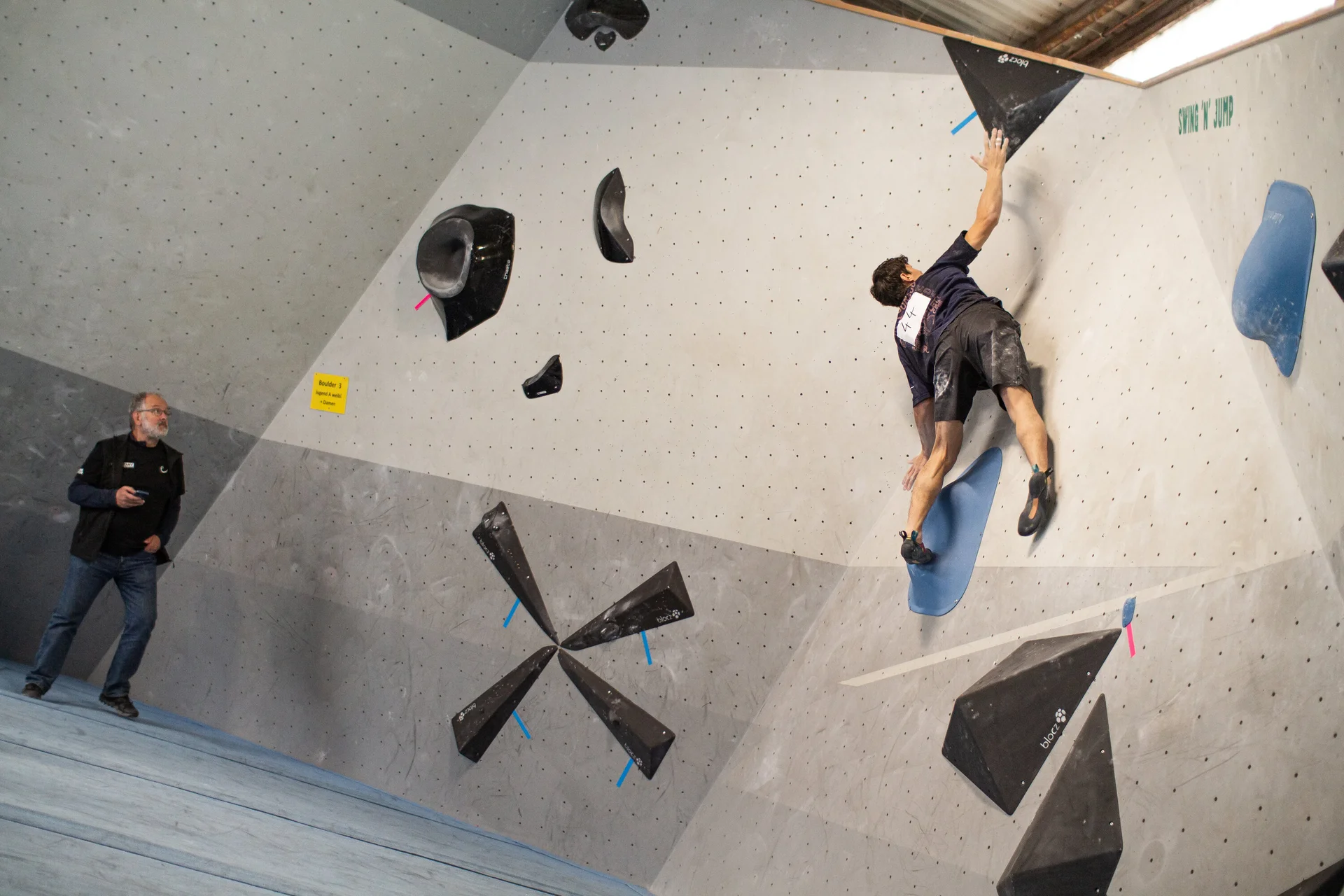 Landesmeisterschaft_Bouldern_Berlin_Sachsen_2022_Finale_Jugend_A_Erwachsene | © Kilian Dorner