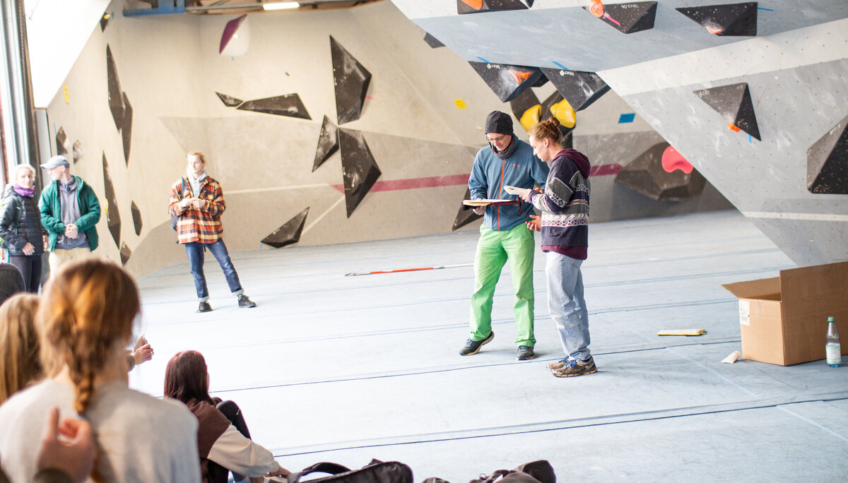 Landesmeisterschaft_Bouldern_Berlin_Sachsen_2022_Finale_Jugend_A_Erwachsene | © Kilian Dorner Landesmeisterschaft_Bouldern_Berlin_Sachsen_2022_Finale_Jugend_A_Erwachsene | © Kilian Dorner