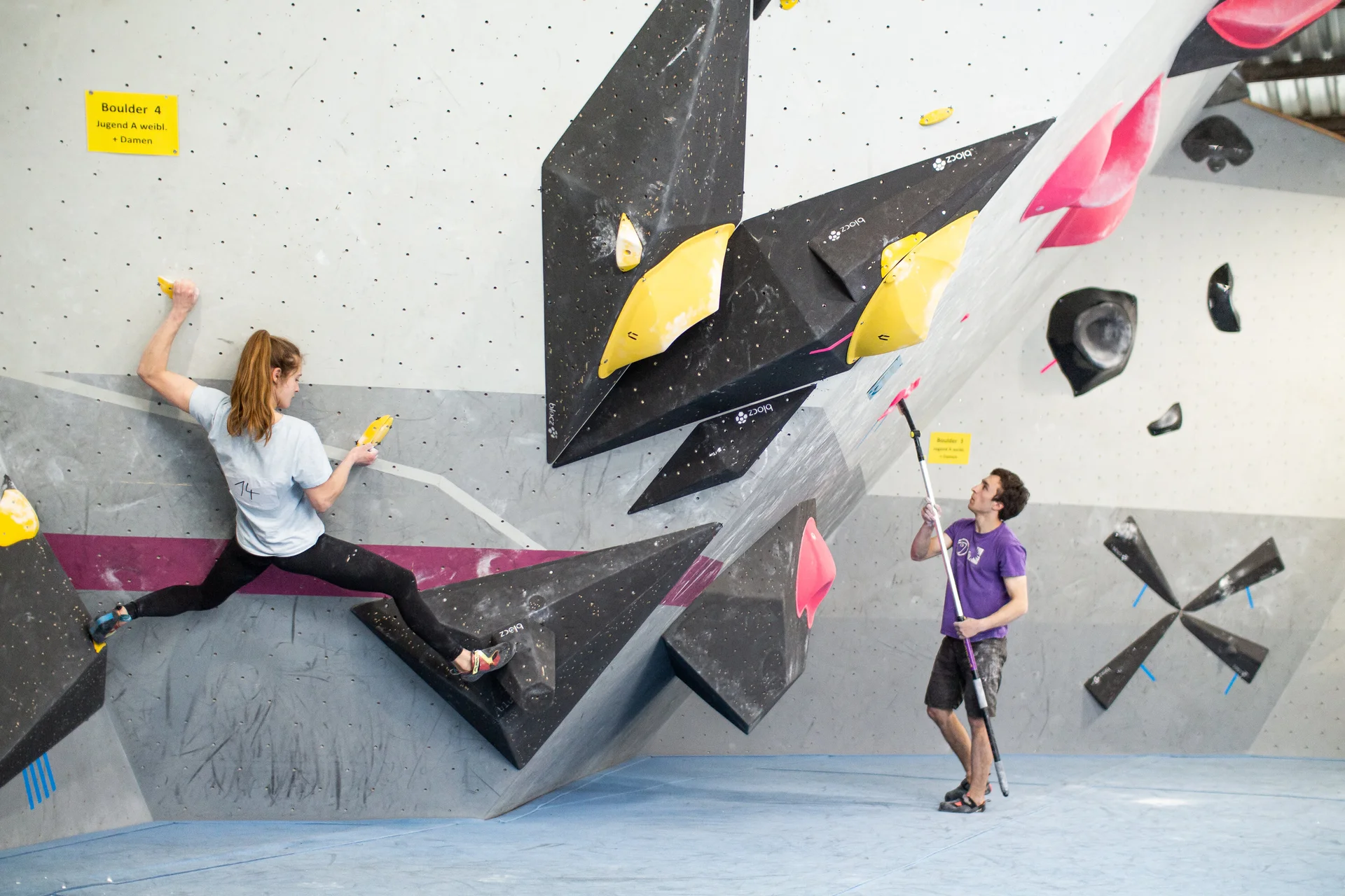 Landesmeisterschaft_Bouldern_Berlin_Sachsen_2022_Finale_Jugend_A_Erwachsene | © Kilian Dorner