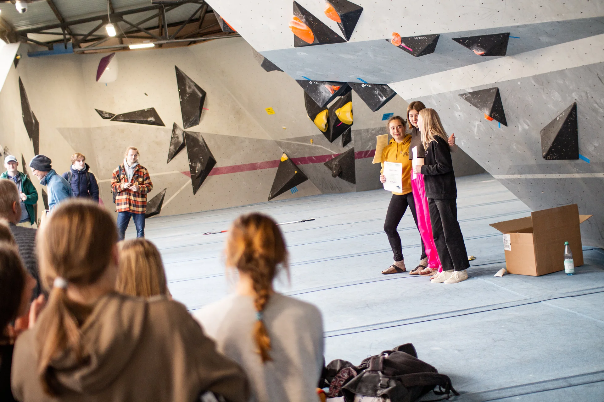 Landesmeisterschaft_Bouldern_Berlin_Sachsen_2022_Finale_Jugend_A_Erwachsene | © Kilian Dorner