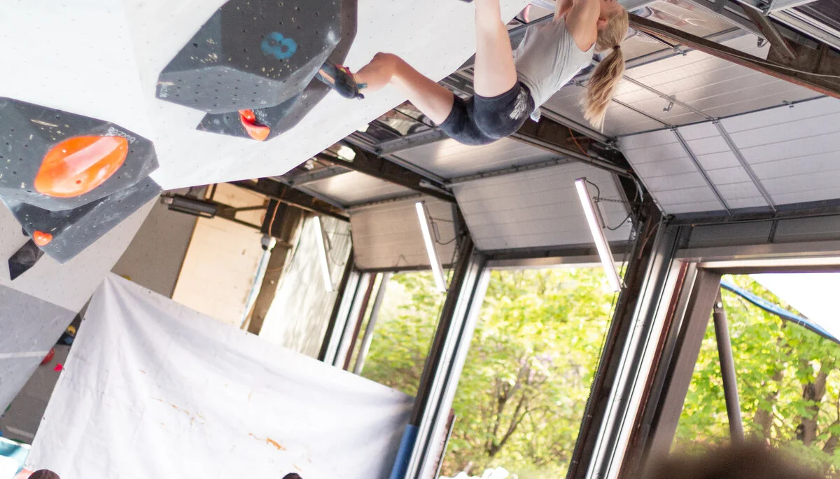 Landesmeisterschaft_Bouldern_Berlin_Sachsen_2022_Finale_Jugend_A_Erwachsene | © Kilian Dorner