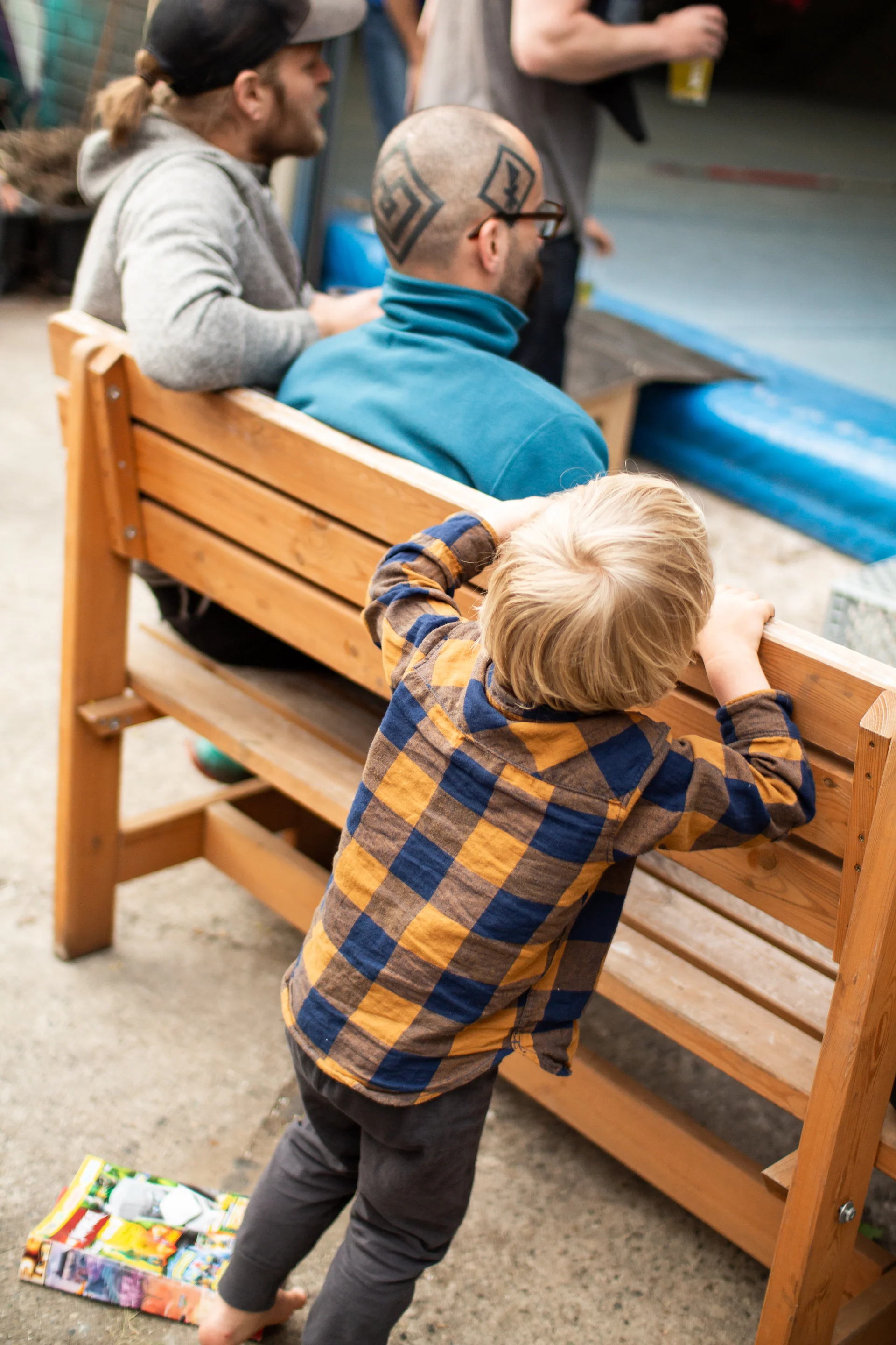 Landesmeisterschaft_Bouldern_Berlin_Sachsen_2022_Zuschauer | © Kilian Dorner