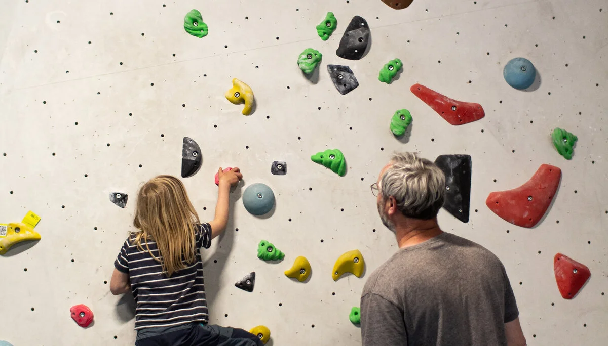Landesmeisterschaft_Bouldern_Berlin_Sachsen_2022_Zuschauer | © Kilian Dorner