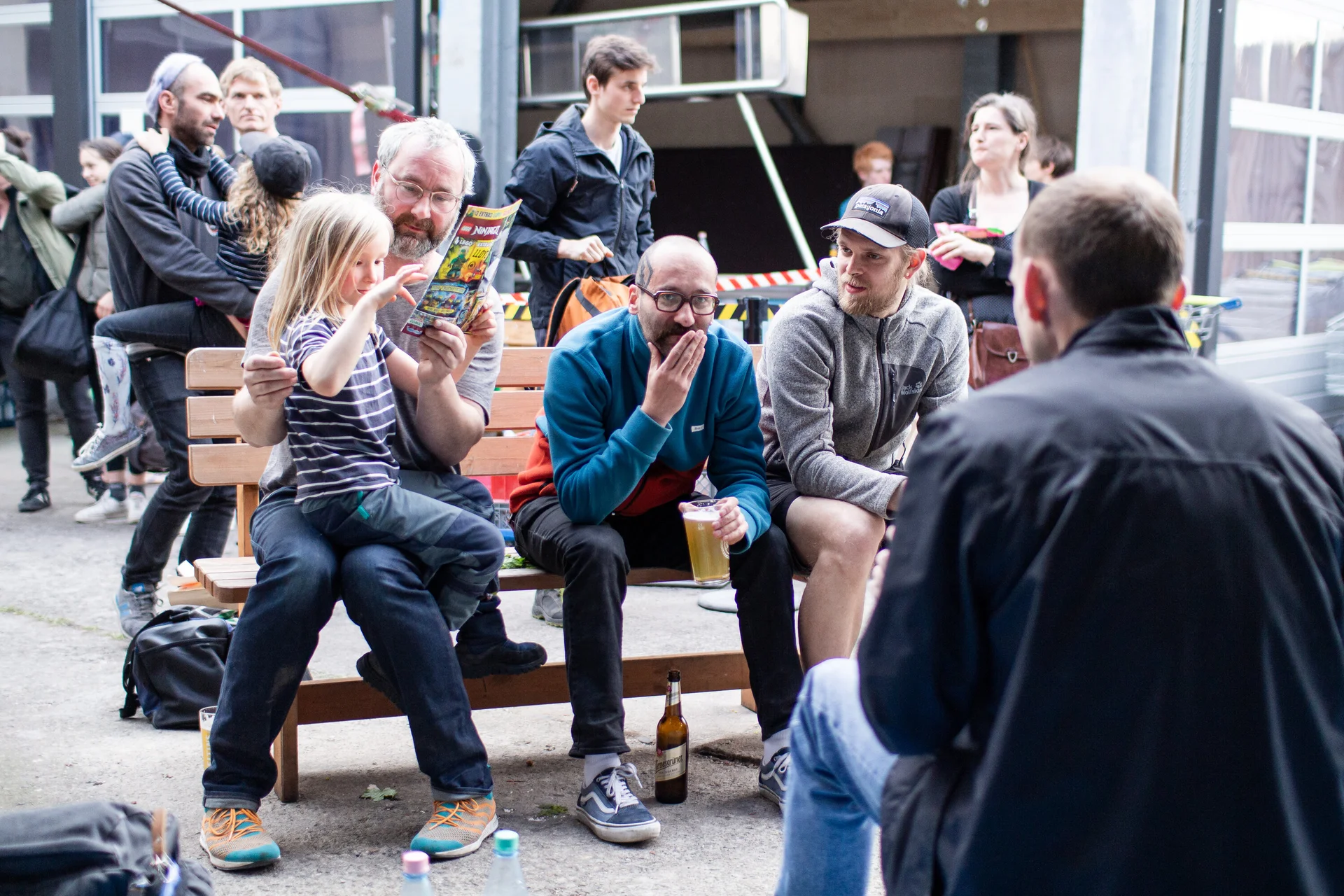 Landesmeisterschaft_Bouldern_Berlin_Sachsen_2022_Zuschauer | © Kilian Dorner
