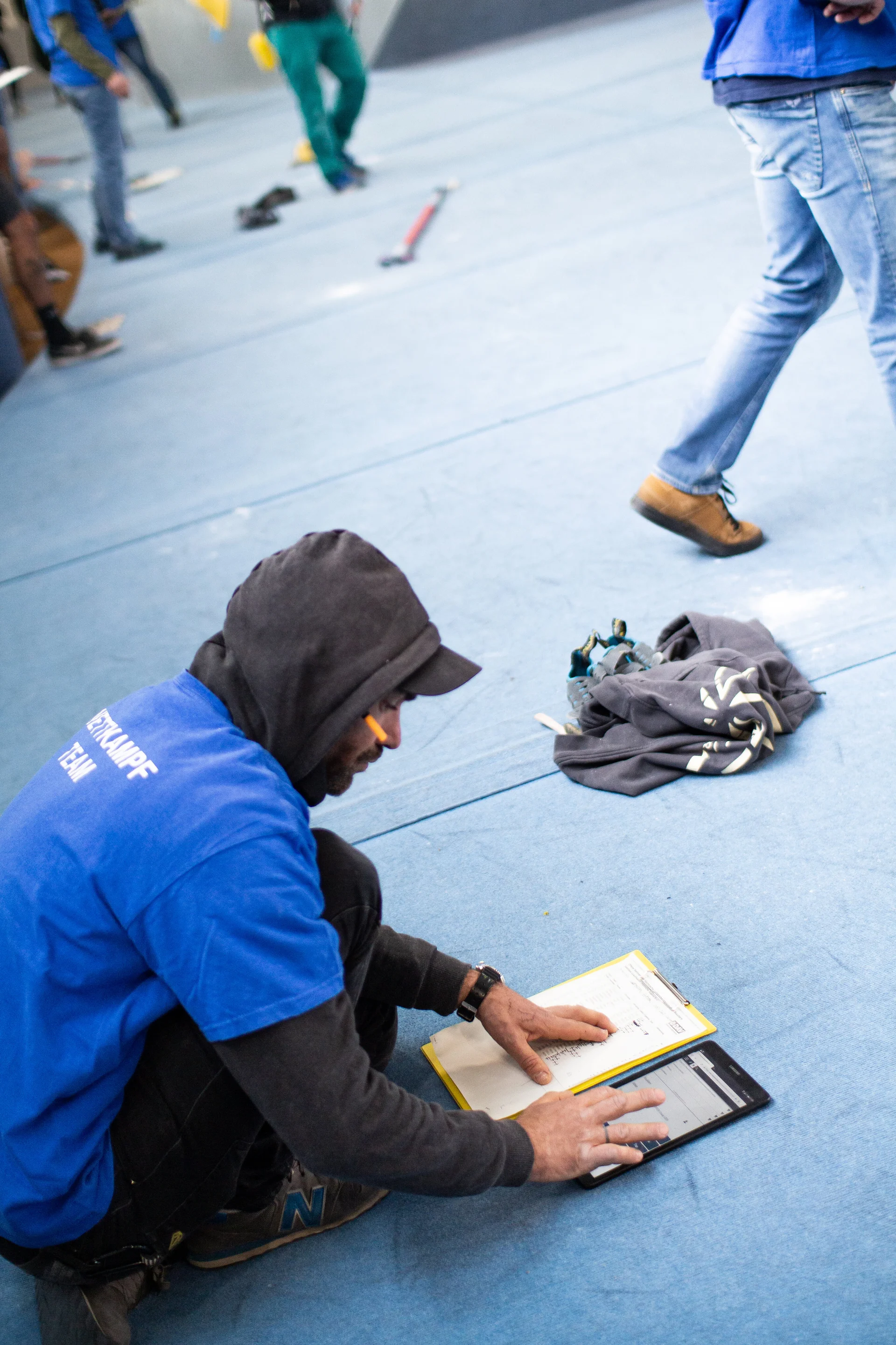 Landesmeisterschaft_Bouldern_Berlin_Sachsen_2022_Offizielle | © Kilian Dorner