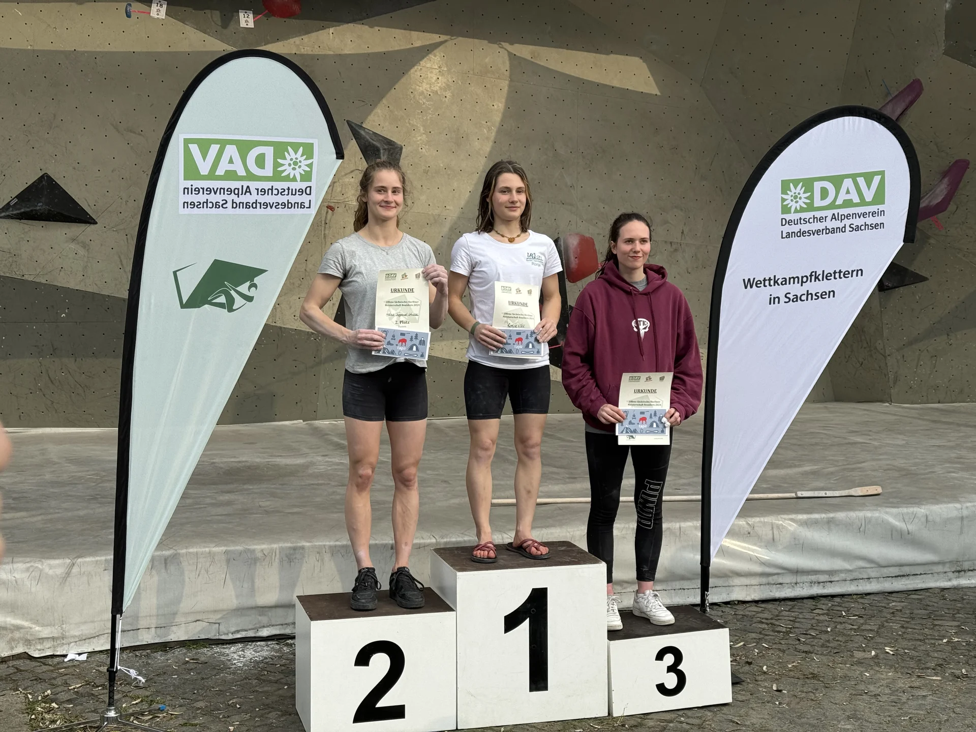 LM Bouldern 2024 Podium Damen | © DAV LV Berlin